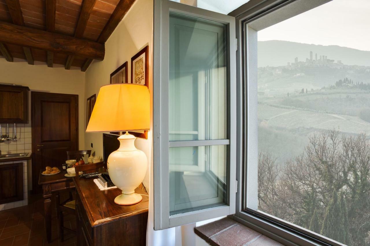 Castello Di Fulignano Soarzio Panoramic Apartment 산지미냐노 외부 사진